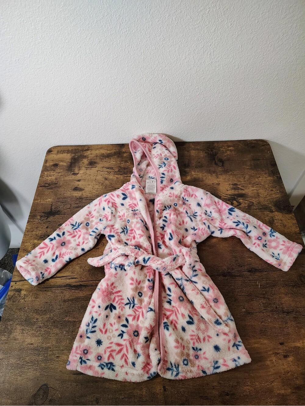 Tahari 24 Mo Baby Girl Todler Pink Floral Bath Robe Hooded Tie String - Picture 2 of 4